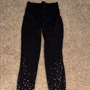 Fast and Free High-Rise Crop 23" black speckle! Size 4